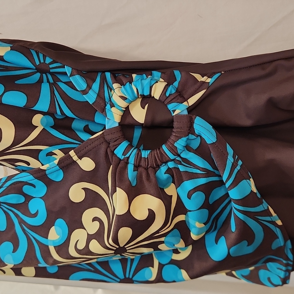 BEACH BAY SWIMWEAR - Picture 7 of 7